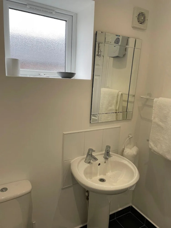 Norton Serviced Apartments Free Private parking Wifi