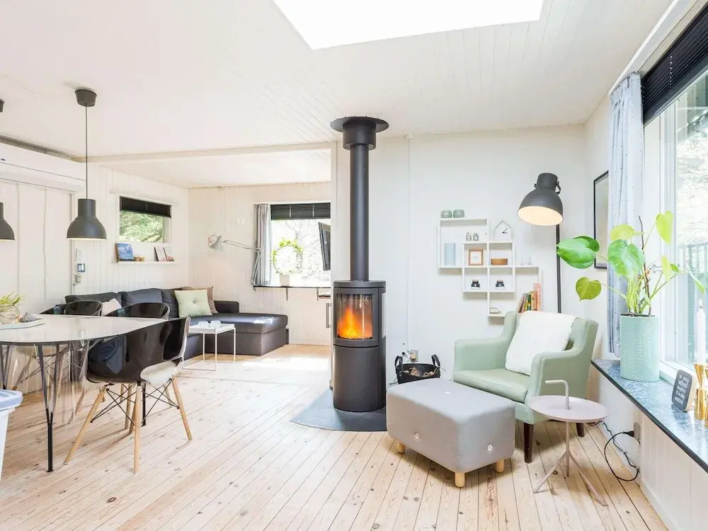 2 Person Holiday Home in Henne