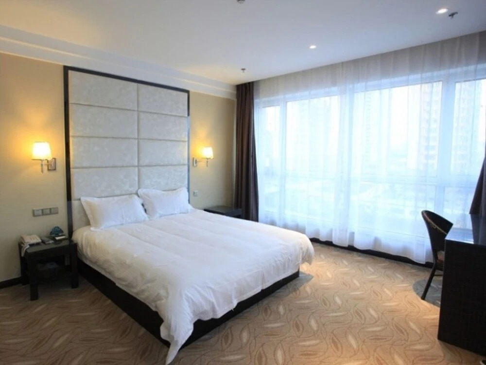 GreenTree Inn ShanDong North WeiHai StationNorth International Bathing Beach Business Hotel