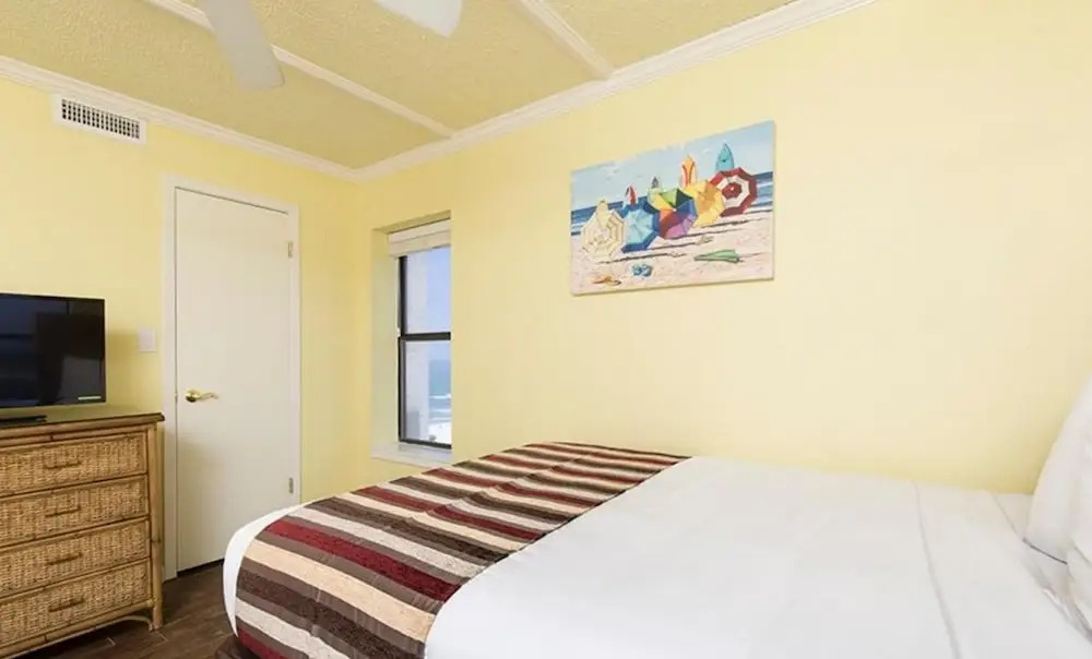 Saida IV Condominium 901