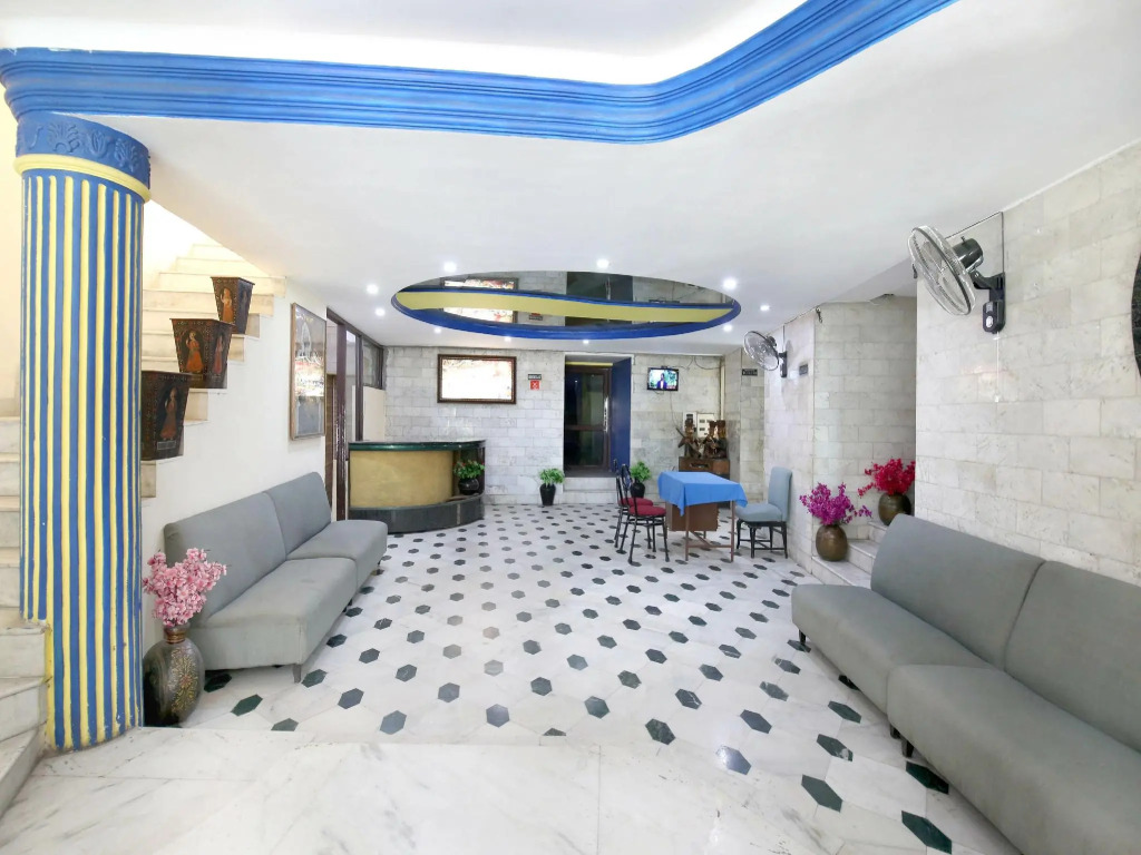 Hotel O Rajmahal