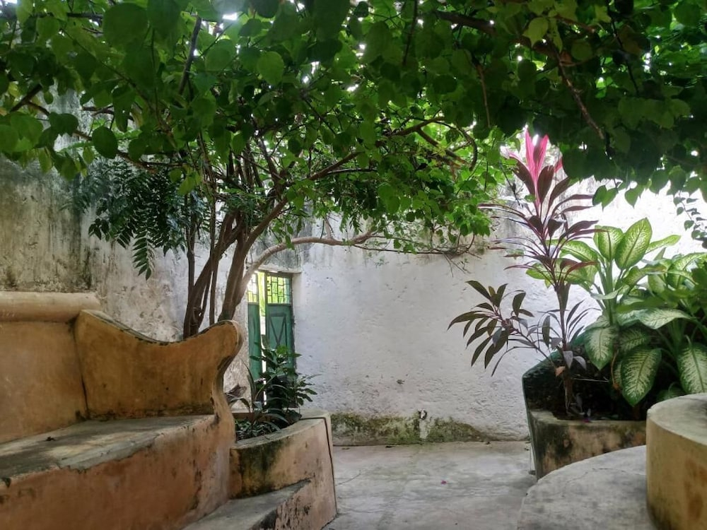 Tabassam Guest House