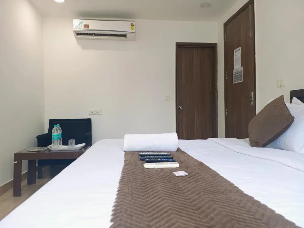 Mauryan Elite Hotel @ Devli Khanpur