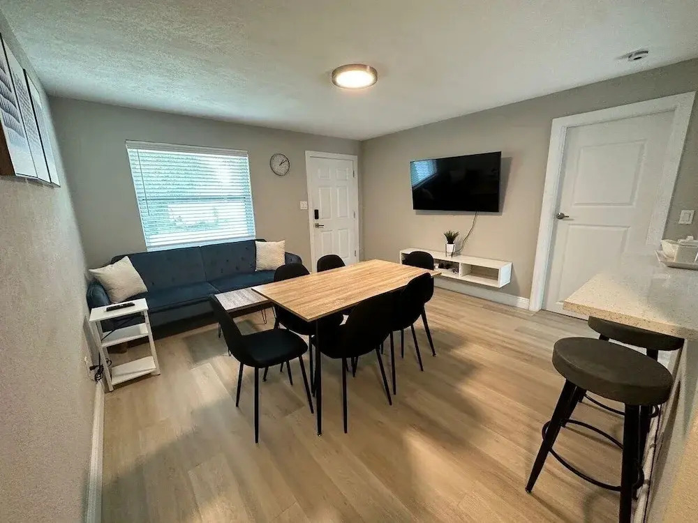 Amazing House relax Near Raymond Stadium