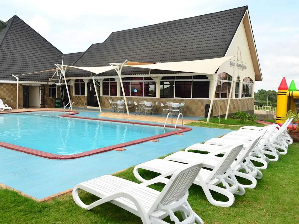Golden Gates Hotel