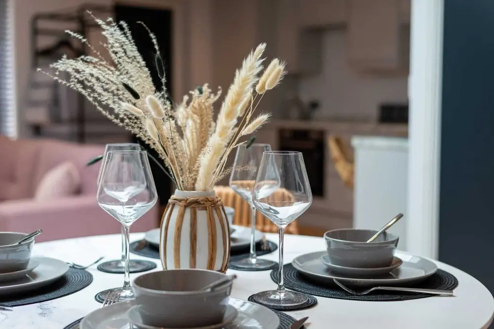Guestready - Unique Home Near Wimbledon With Gorgeous Deck and Parking, Morden