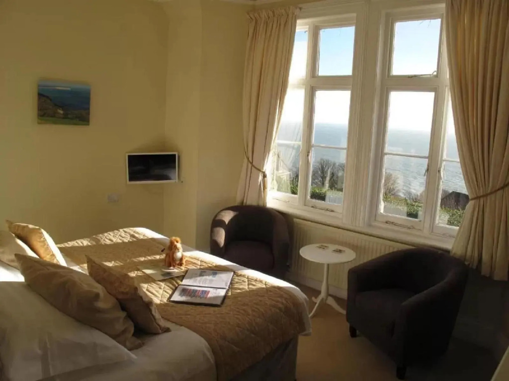 The Leconfield Hotel