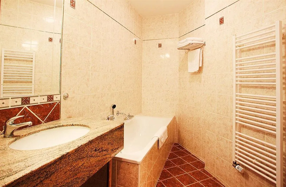 Hotel U Divadla - Czech Leading Hotels