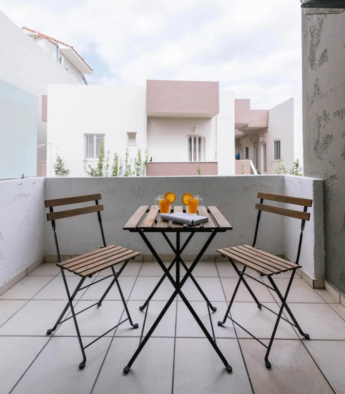 Ermis Luxury Suites & Apartments