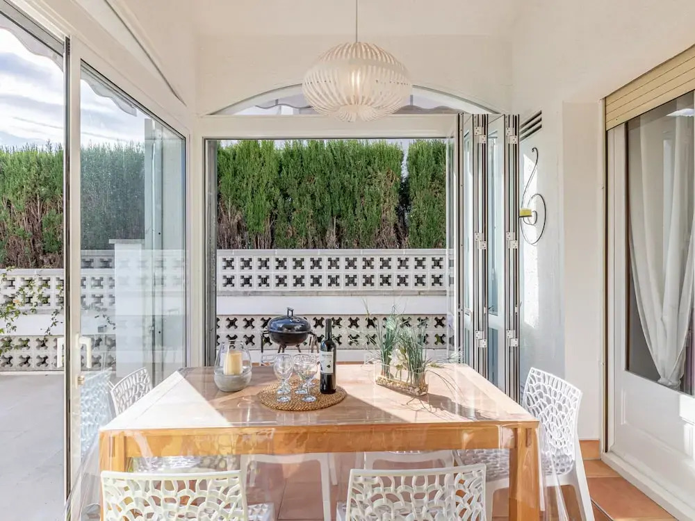 Villa in Empuriabrava With Private Mooring