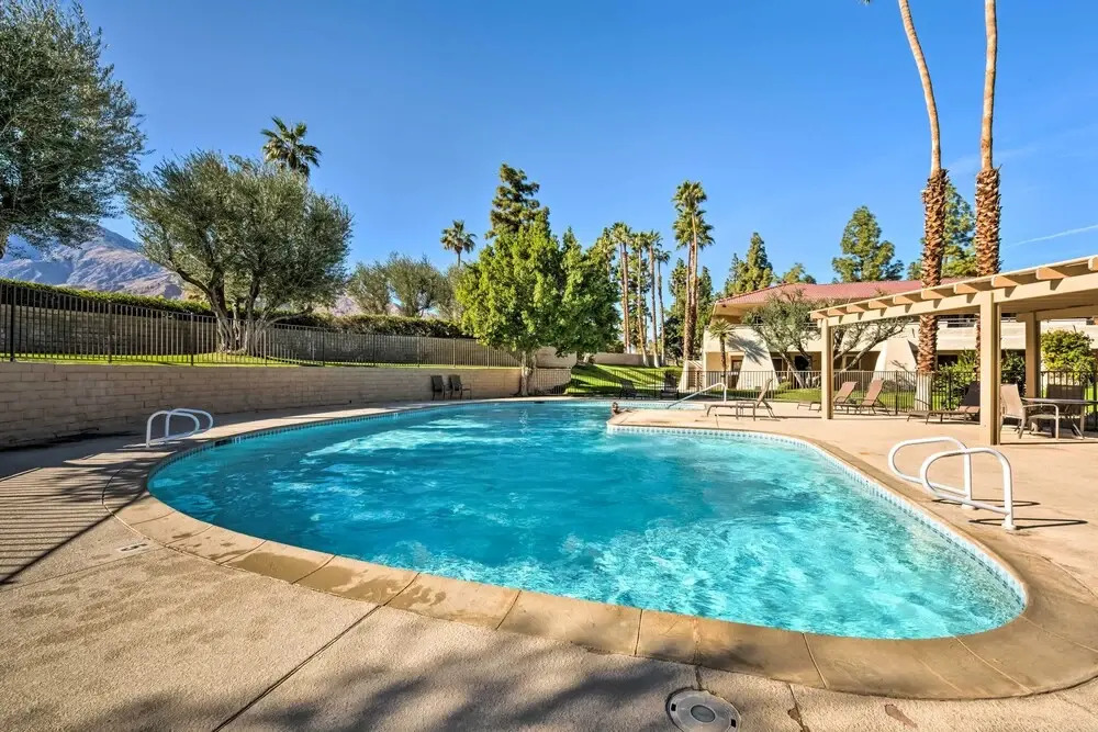 Palm Springs Retreat w/ Pool Access & Valley Views