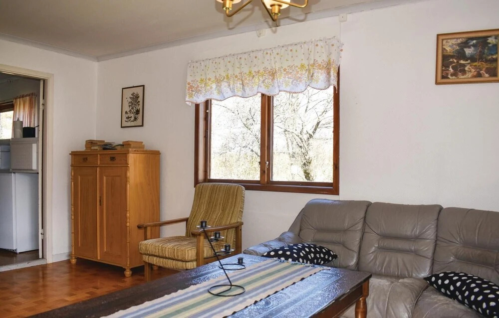 2 Bedroom Awesome Home In Löttorp