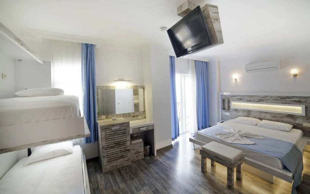 Nur Hotel