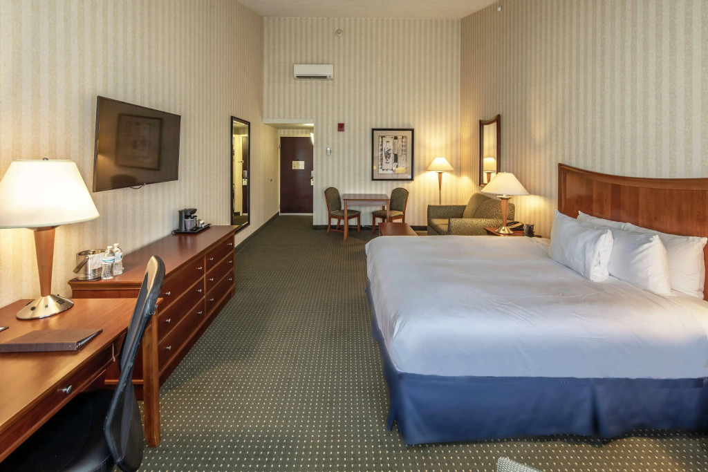 DoubleTree by Hilton Pittsburgh Monroeville Convention Center