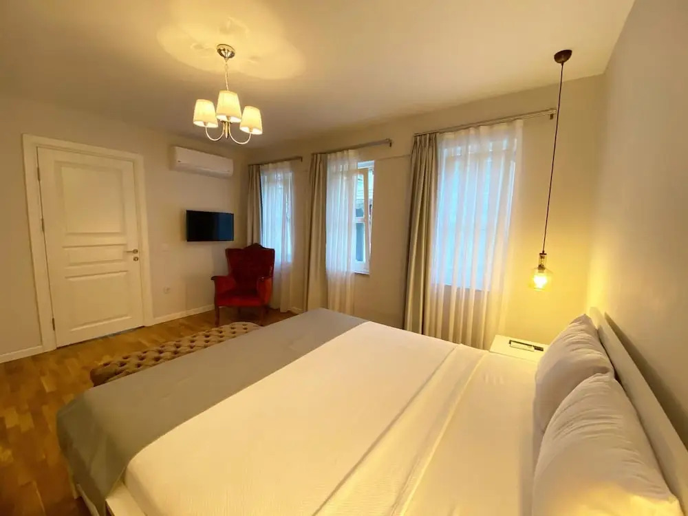 Mon Petit Hotel