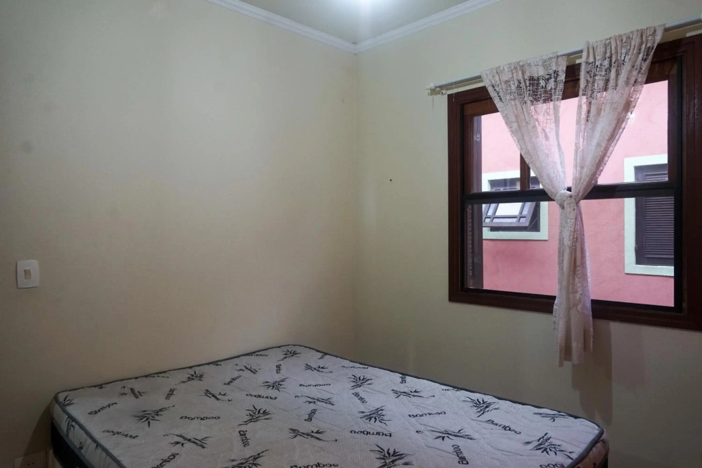 Apartamento Duplex a 100 metros da Praia de Boracéia