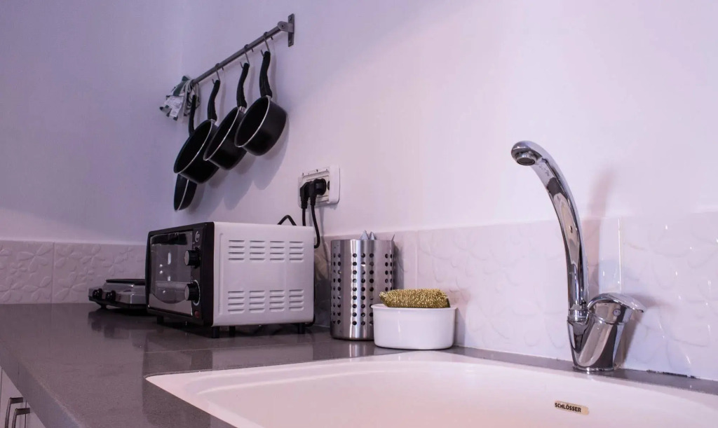 Renas House Smart Hotel