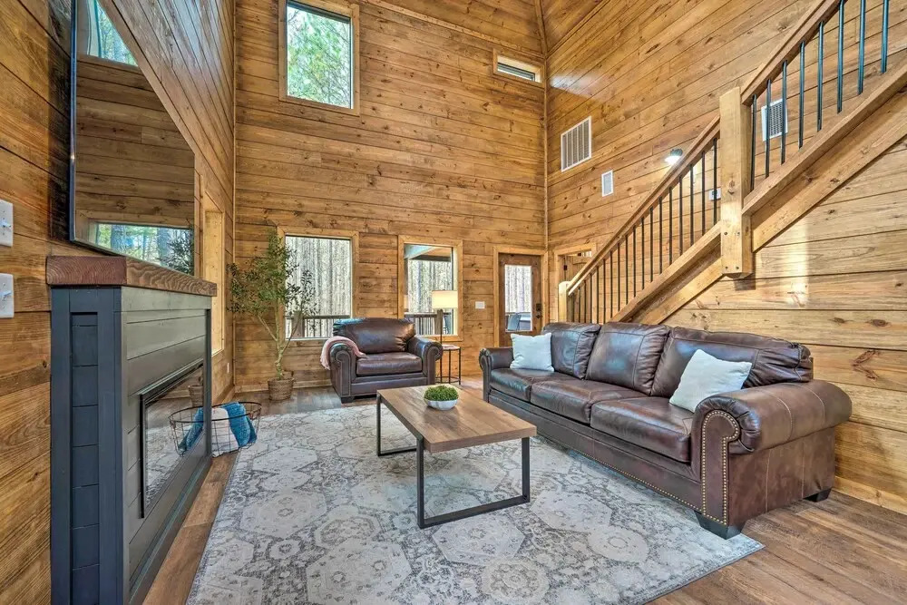 'sutton Ridge' Cabin Rental: Hot Tub & Swing Set!