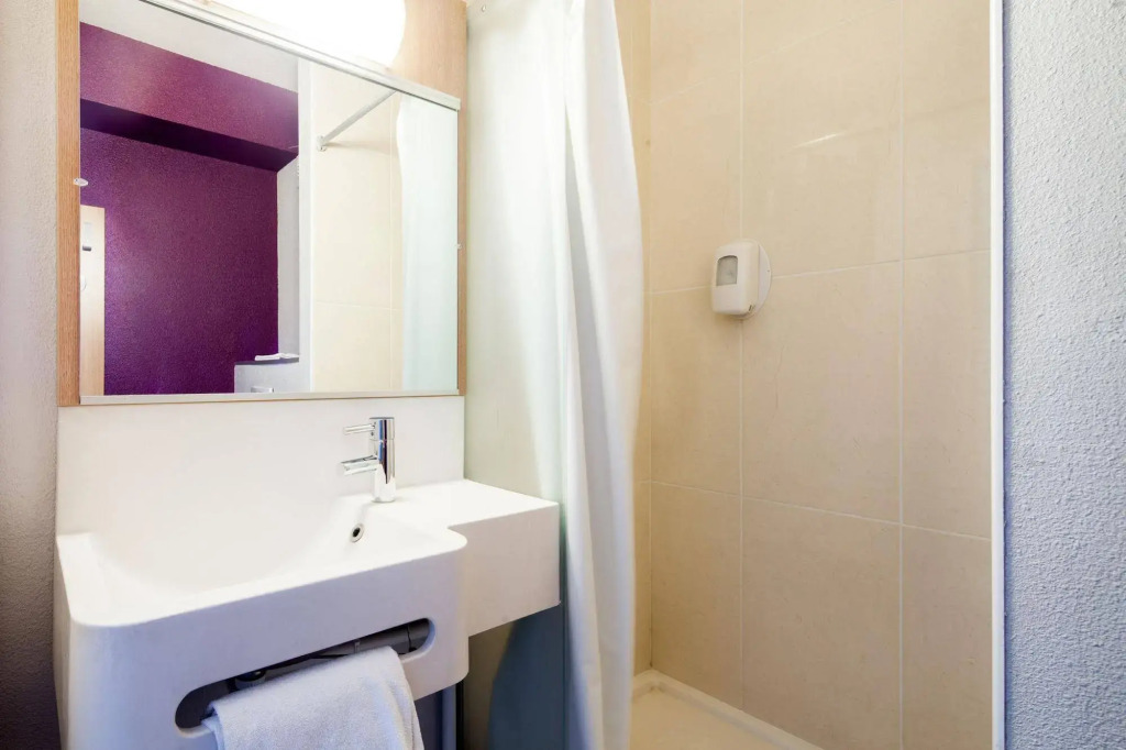 B&B HOTEL Lille Tourcoing Centre