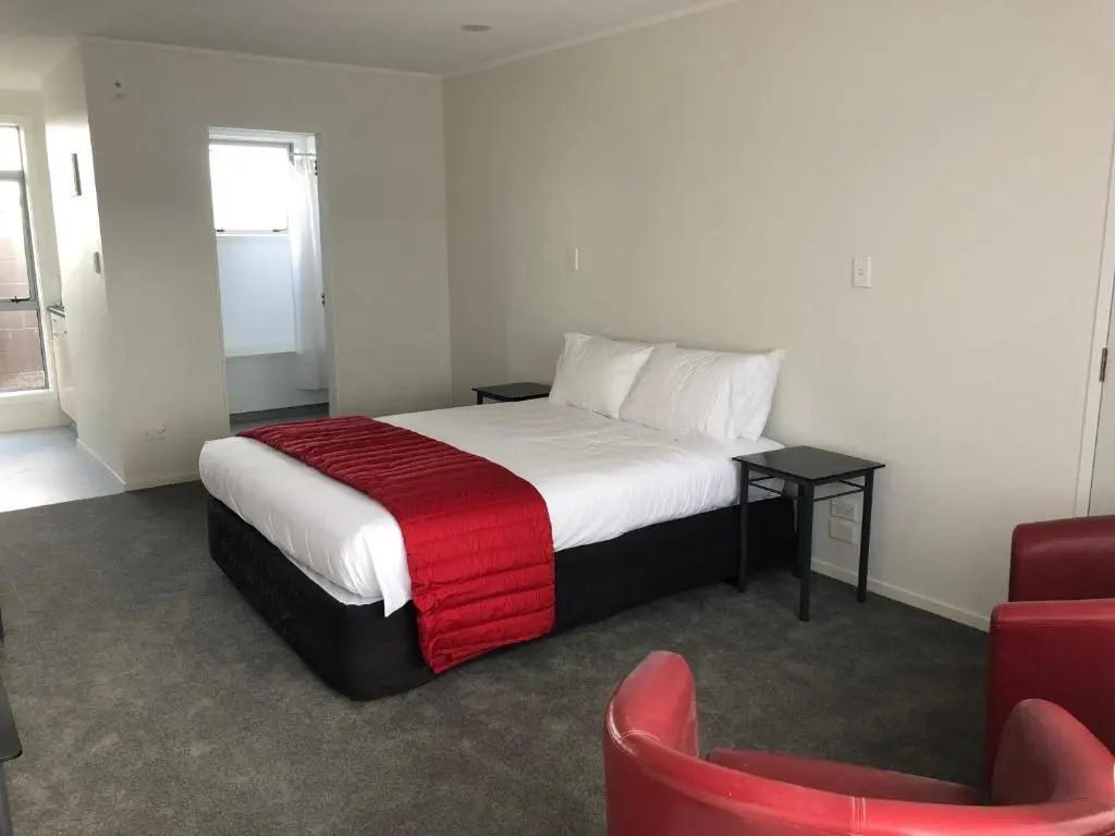 Ambassador Motor Inn