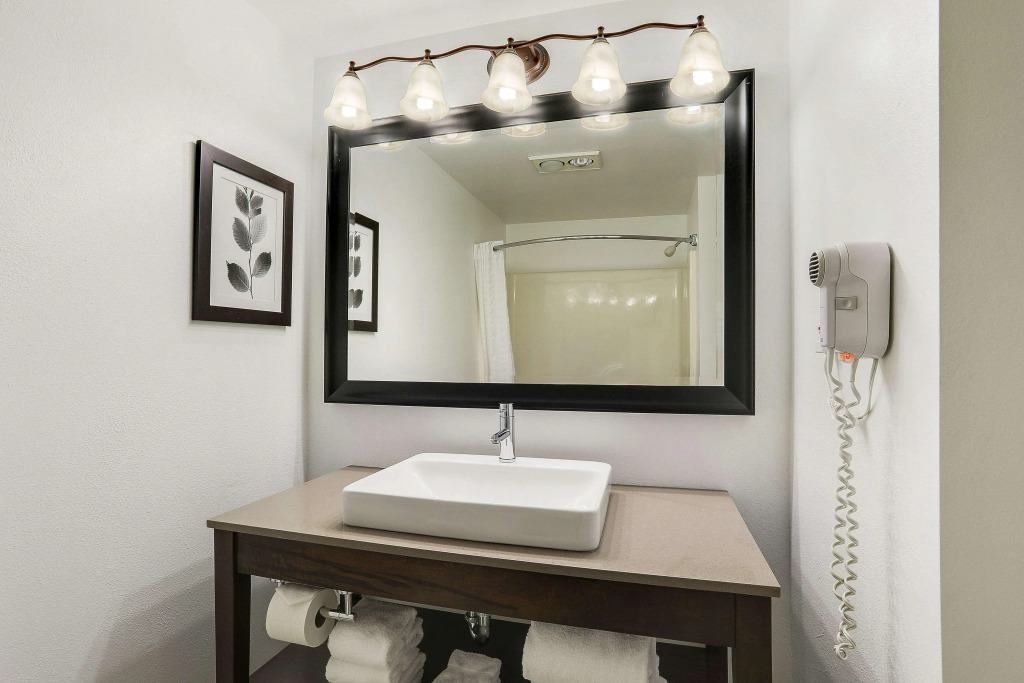 Country Inn & Suites by Radisson, Green Bay, WI