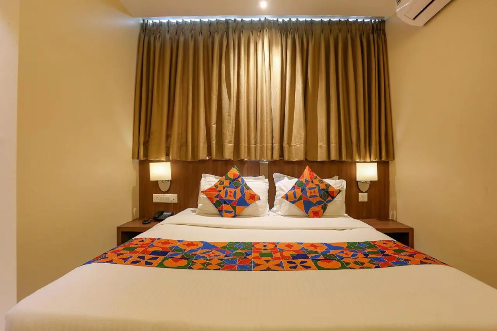 FabHotel Royal International - Nr Mumbai International Airport