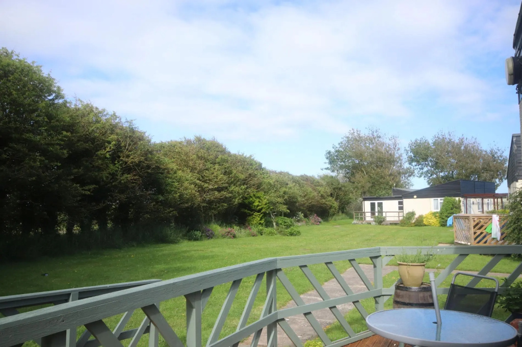 5G Medmerry Park 1 Bedroom Chalet