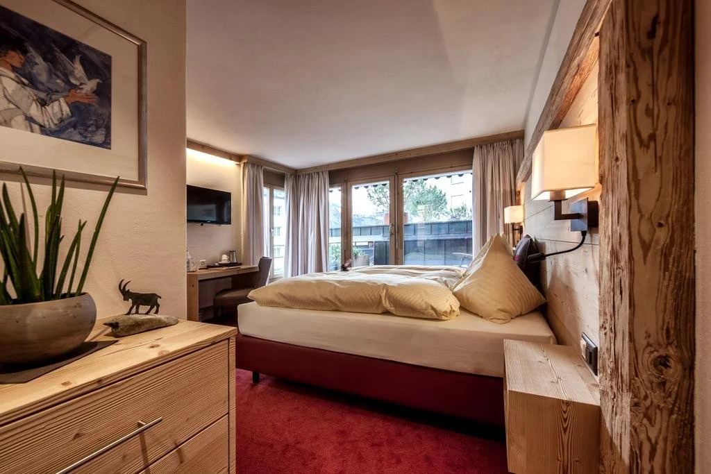 Hotel Alpina