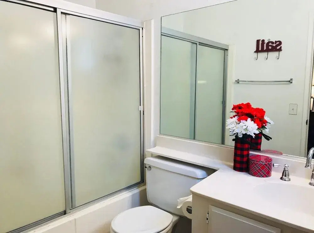 Lakeside Escape Condo
