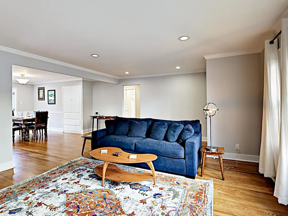 1665 James - 2 Br Home