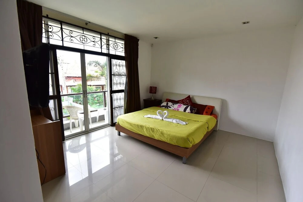 Baan Roi Lan