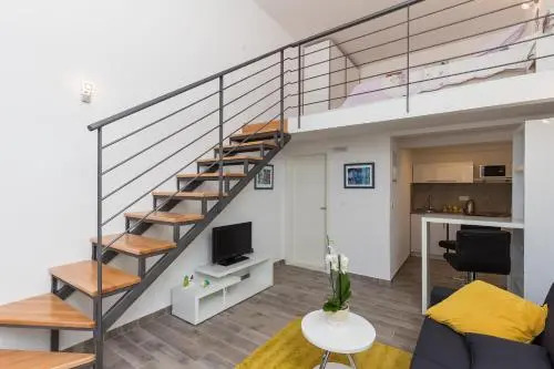 Apartments Pomet