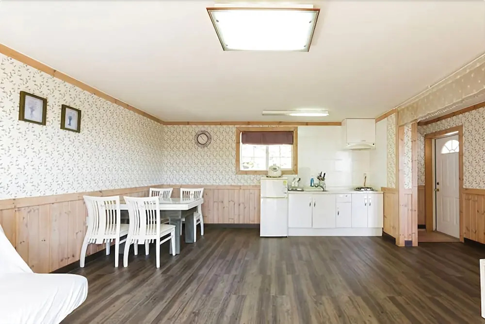 Taean Sea Sunset Pension