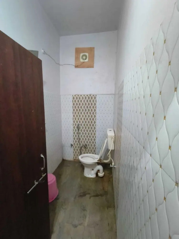 Hotel Basant Palace