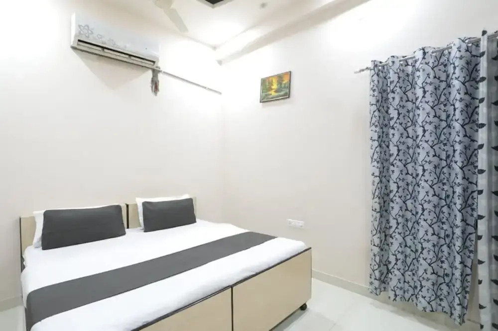 Goroomgo Dev S Villa Jaipur