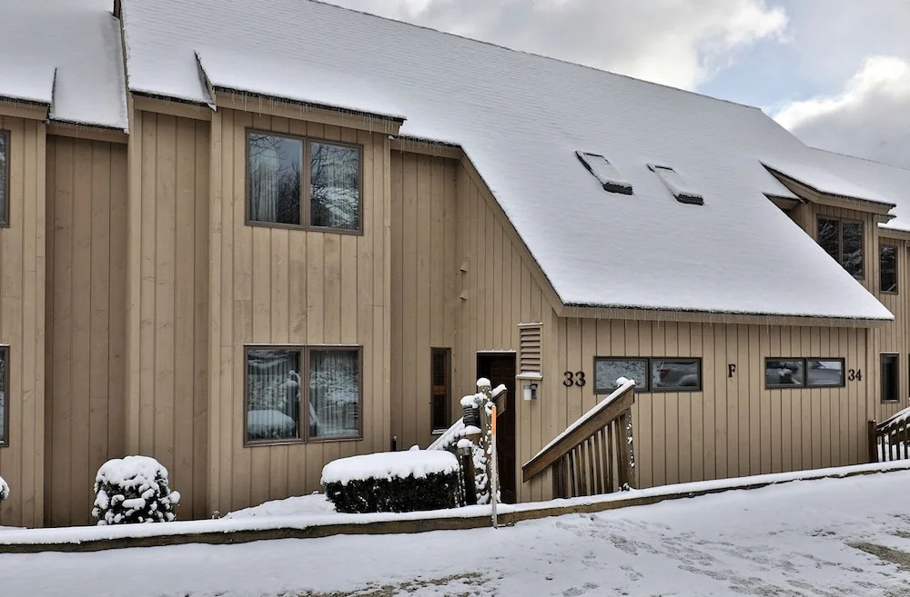 The Colony Club Loft at Killington by Killington Vacation Re