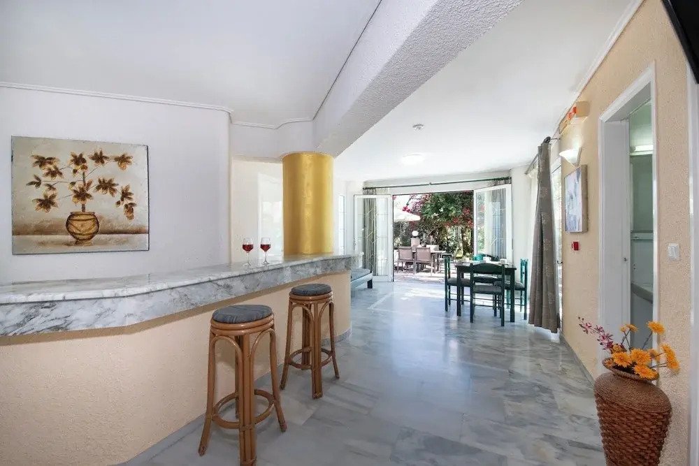 Castle Suites Hotel