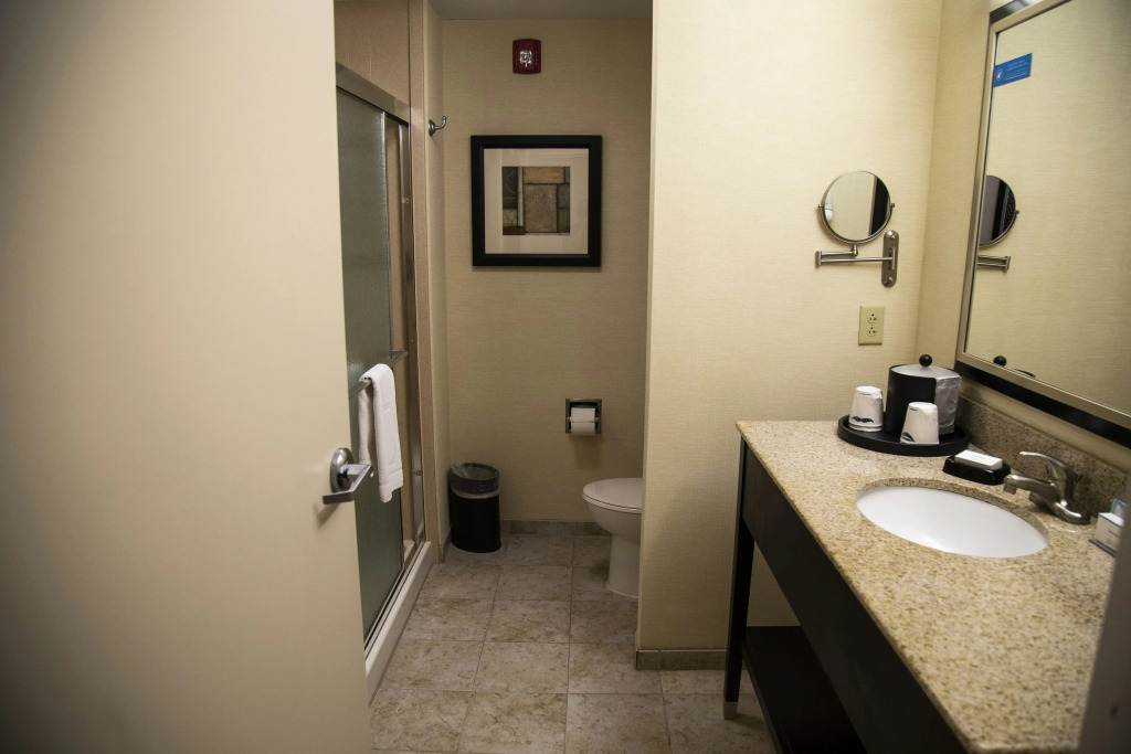 Hampton Inn & Suites Sharon