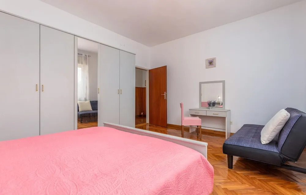 Amazing Home in Fazana With 3 Bedrooms and Wifi