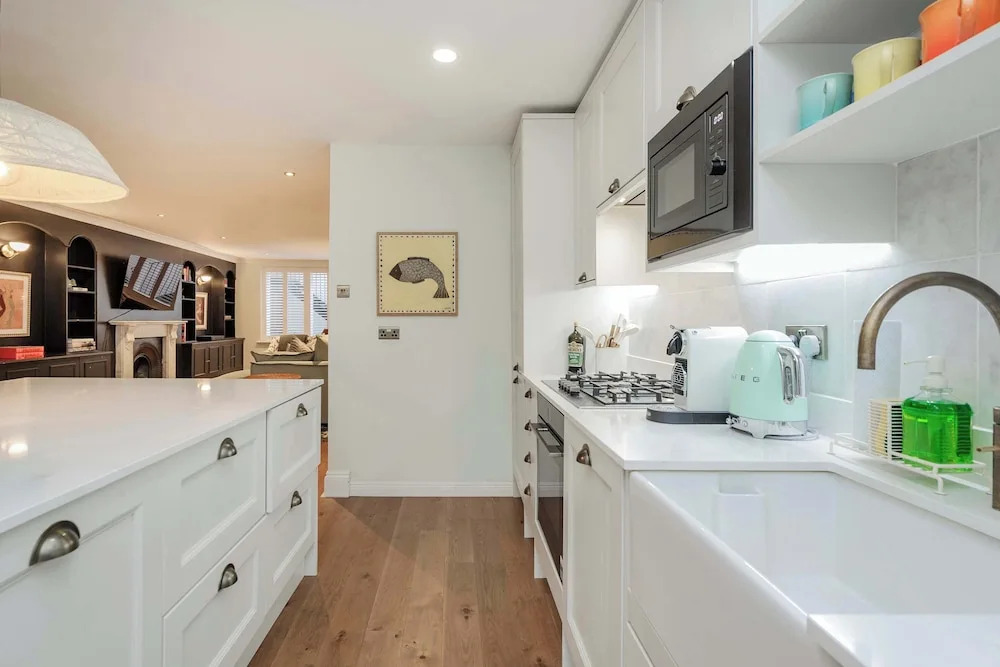Modern 2-bedroom Flat - Angel