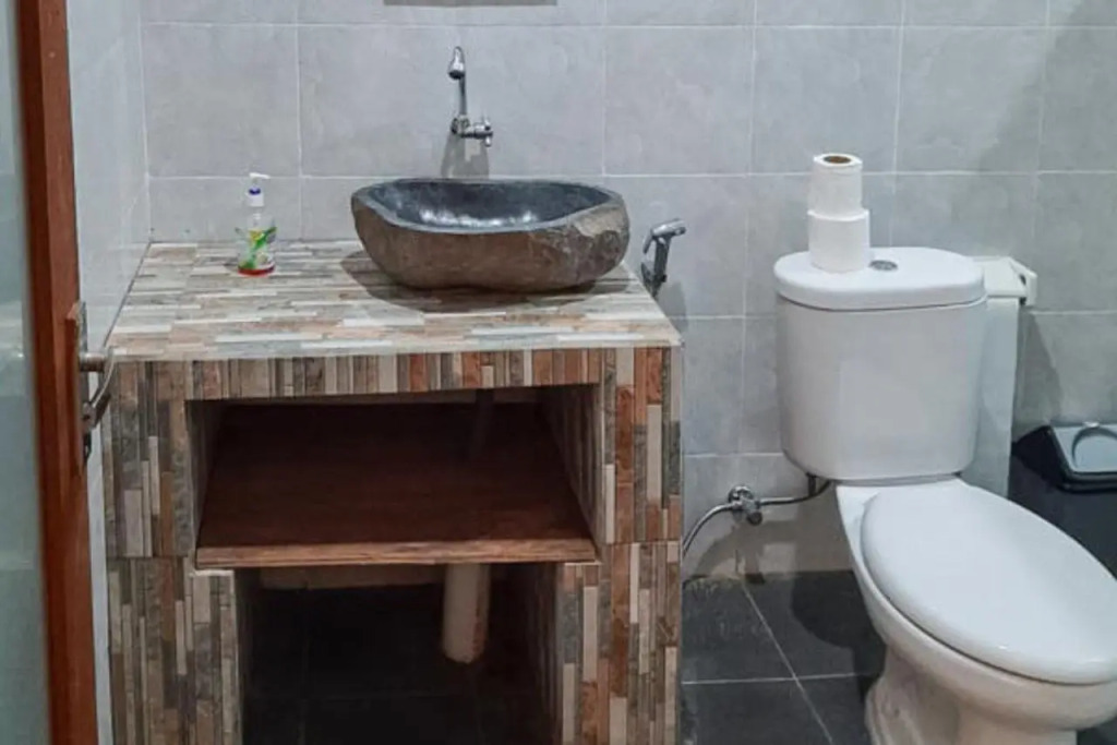 Padang Padang Sari Guest House Bali RedPartner