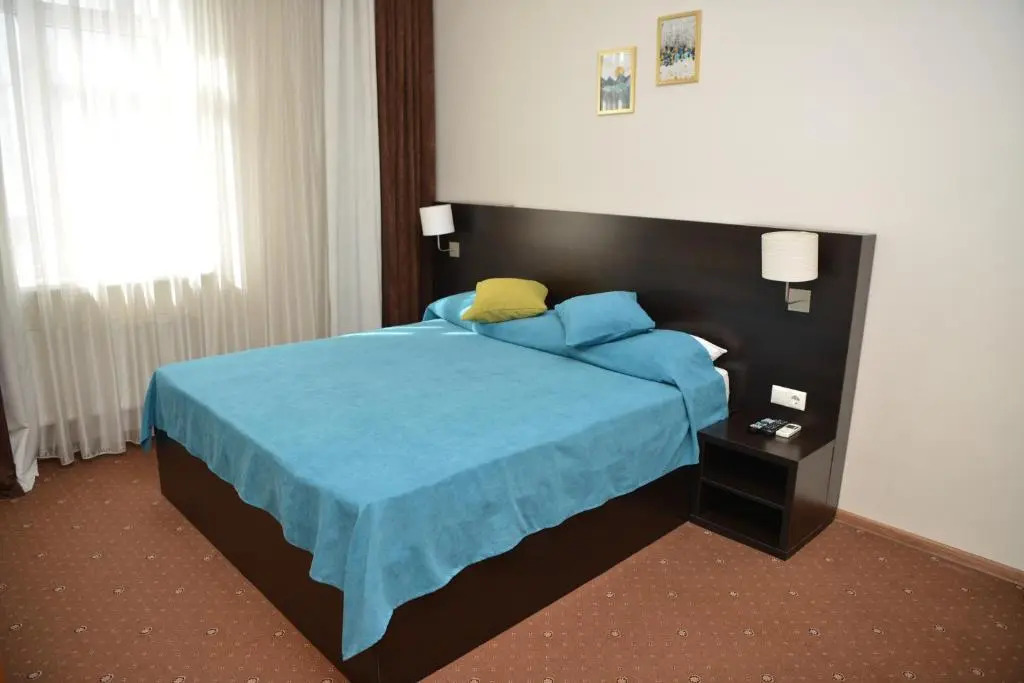 Summit Villa