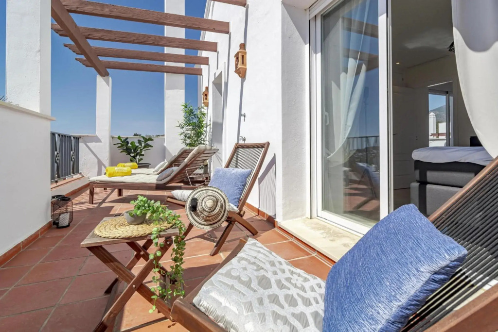 AR23- 3 bedroom apartment amazing views