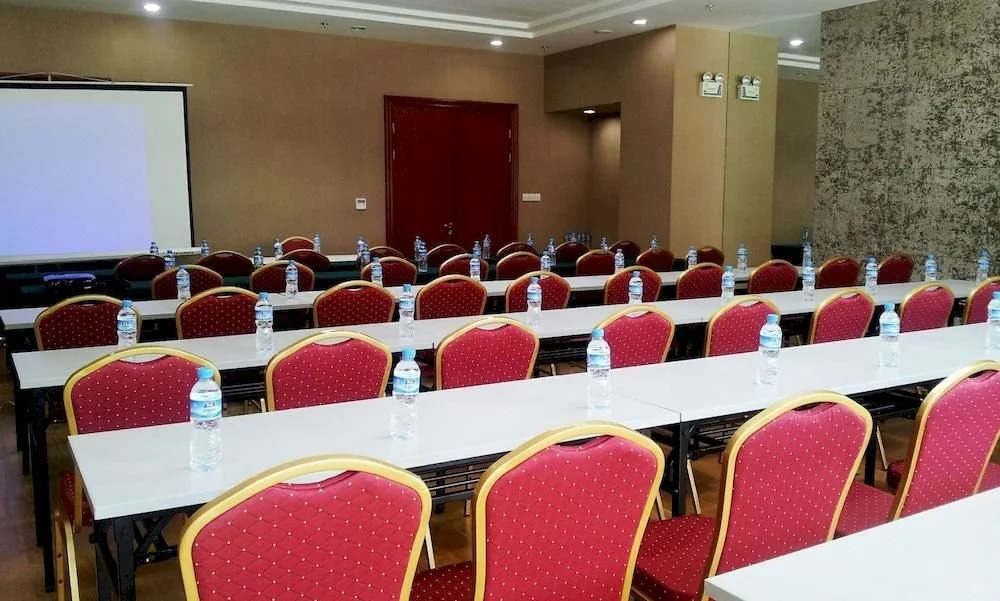 SIP Ecological Science Lyric Hotel