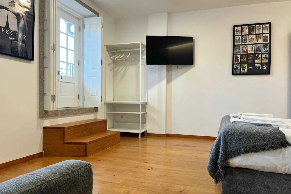 Clérigos Cinema Guesthouse
