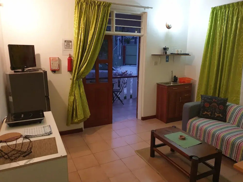 La Maison Hibiscus Self Catering Accommodation
