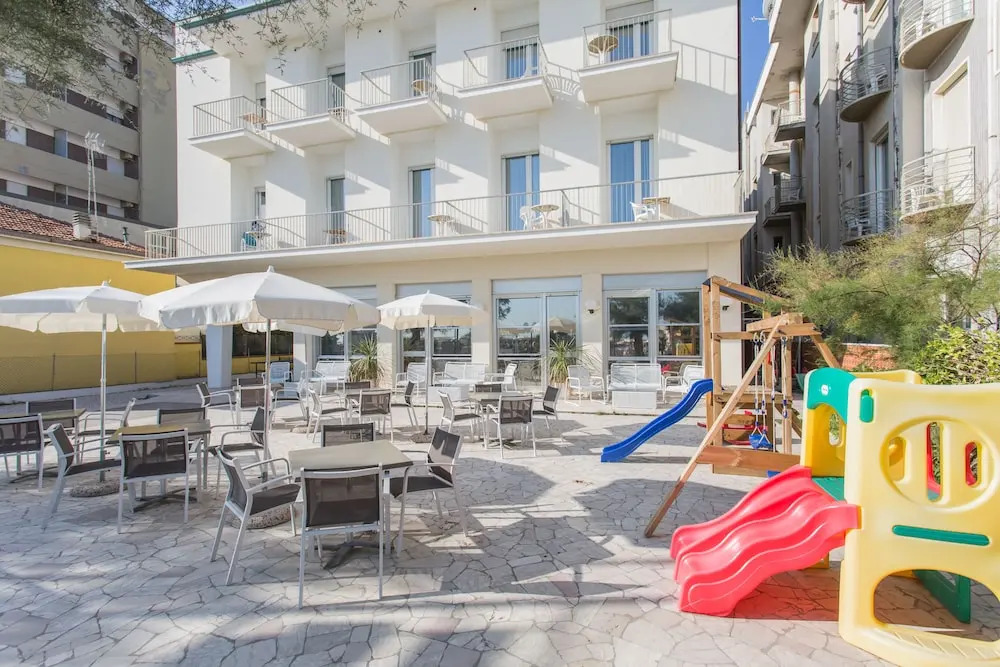 Hotel Delle Nazioni by Double Hospitality