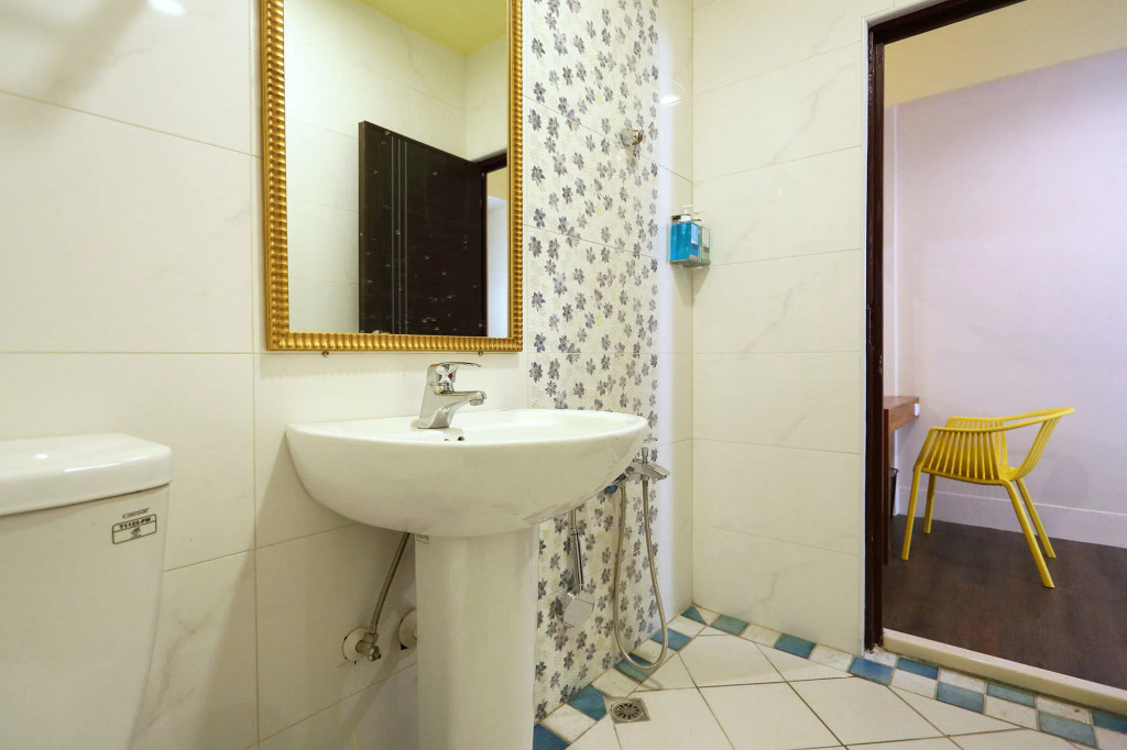 角舍背包客棧 西出口 Corner House Backpacker Hostel