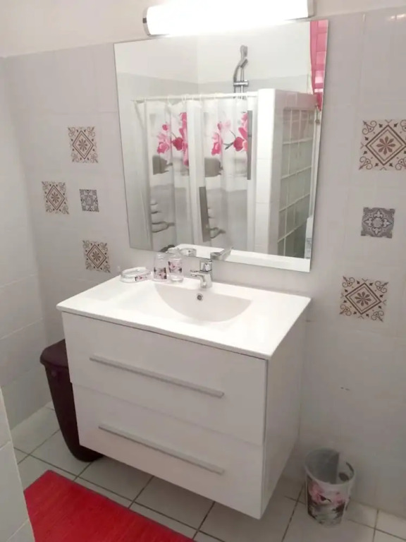 Apartment with One Bedroom in Deshaies, with Wonderful Sea View, Furnished Garden And Wifi - 9 Km From the Beach