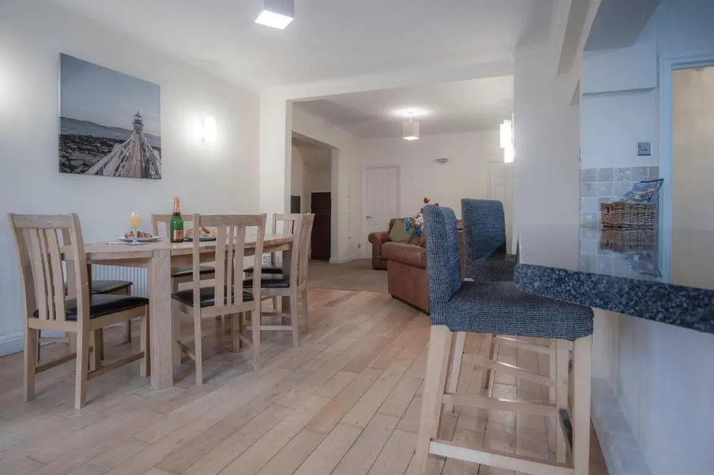 Sea Breeze Apt 3 - 2 Bedroom - Horton Beach